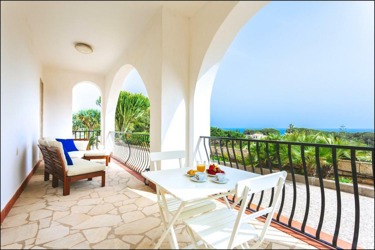 Villa Del Quarzo Племирио Екстериор снимка