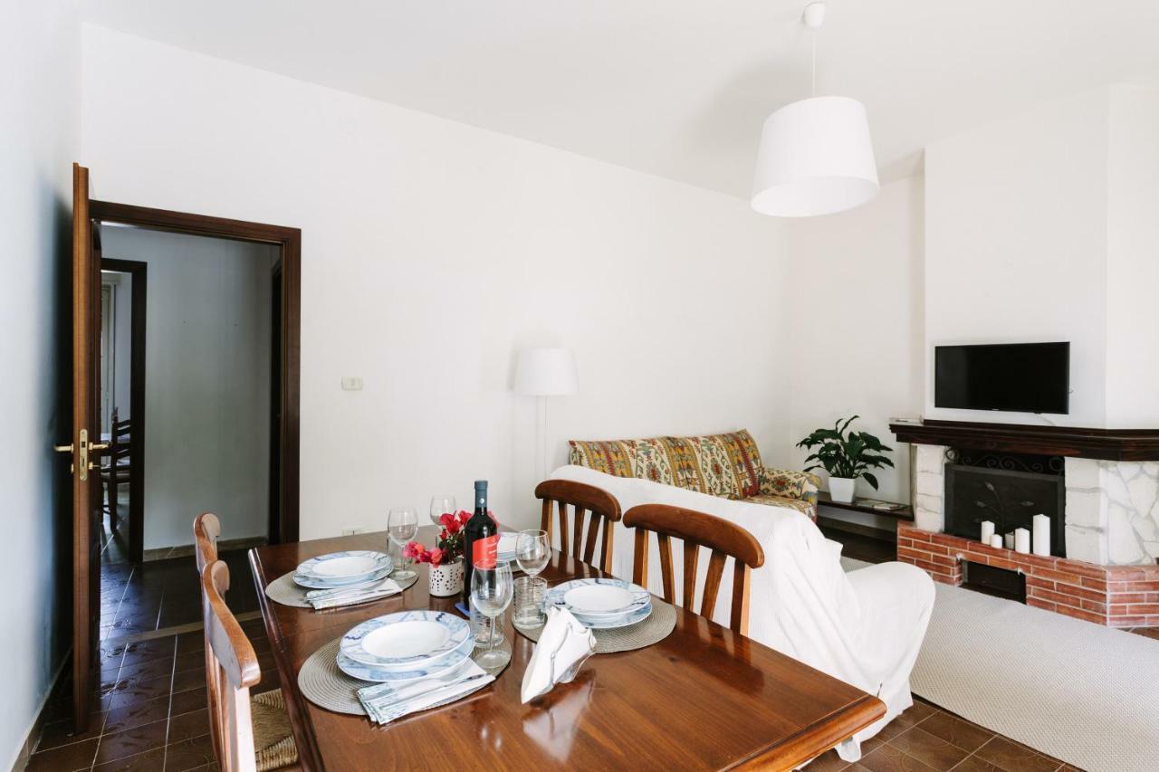 Villa Del Quarzo Племирио Екстериор снимка